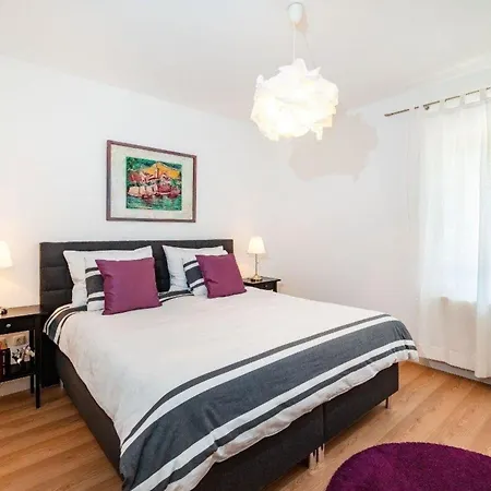 Ferienwohnung Fuer 8 Personen Ca 140 Qm In Zadar, Dalmatien Und Umgebung Apartment Zadar