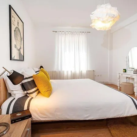 Ferienwohnung Fuer 8 Personen Ca 140 Qm In Zadar, Dalmatien Und Umgebung *