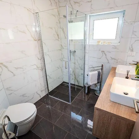 Ferienwohnung Fuer 8 Personen Ca 140 Qm In Zadar, Dalmatien Und Umgebung アパート *