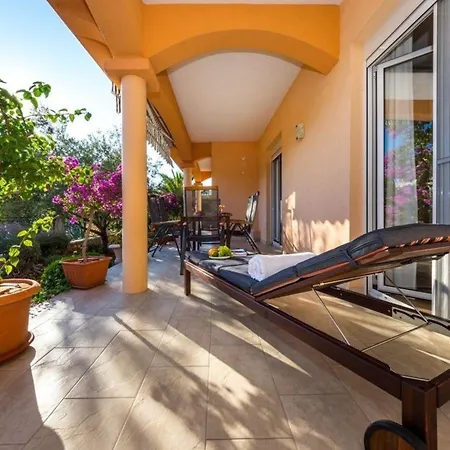 Ferienwohnung Fuer 8 Personen Ca 140 Qm In Zadar, Dalmatien Und Umgebung Zadar